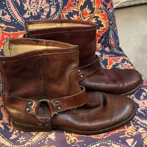 Frye Rich Brown Leather Booties